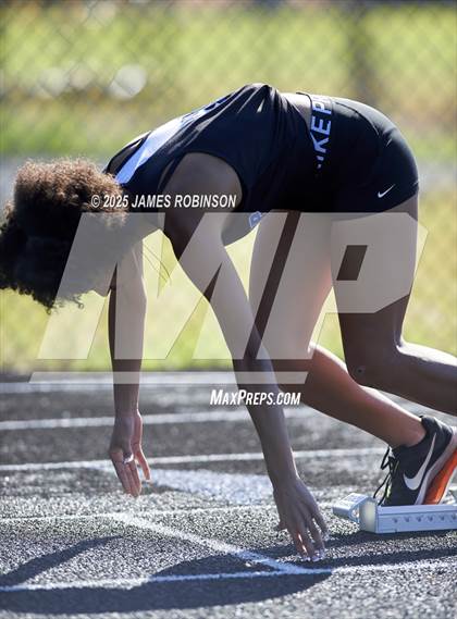 Thumbnail 1 in Gateway Conference Championships (400m) photogallery.