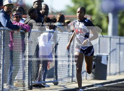 Thumbnail 2 in Gateway Conference Championships (400m) photogallery.