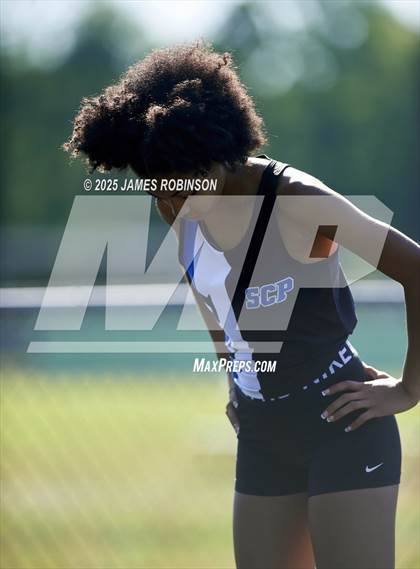 Thumbnail 1 in Gateway Conference Championships (400m) photogallery.