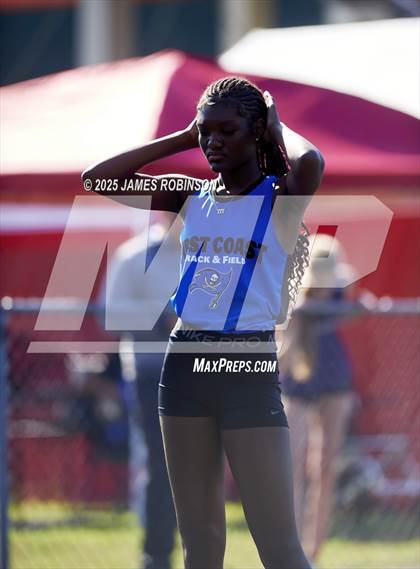 Thumbnail 2 in Gateway Conference Championships (400m) photogallery.