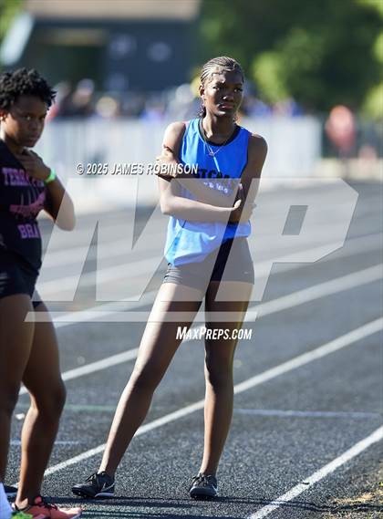 Thumbnail 1 in Gateway Conference Championships (400m) photogallery.