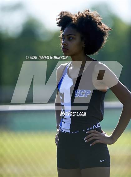 Thumbnail 3 in Gateway Conference Championships (400m) photogallery.