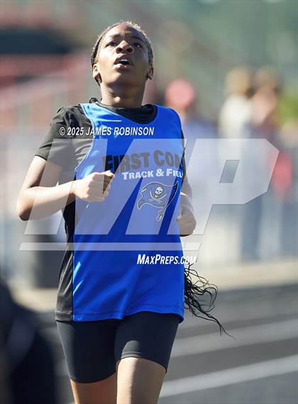 Thumbnail 2 in Gateway Conference Championships (400m) photogallery.