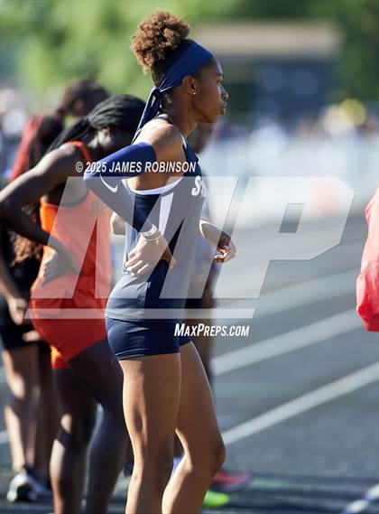 Thumbnail 3 in Gateway Conference Championships (400m) photogallery.