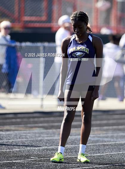 Thumbnail 1 in Gateway Conference Championships (400m) photogallery.