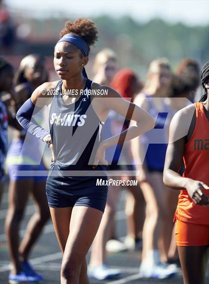 Thumbnail 2 in Gateway Conference Championships (400m) photogallery.
