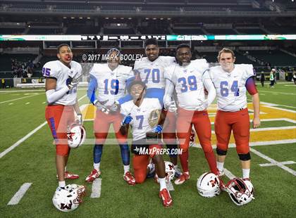 Thumbnail 3 in Midway vs. Carroll (UIL 6A D2 Quarterfinal) photogallery.