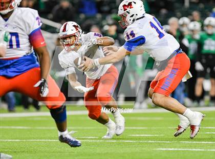 Thumbnail 2 in Midway vs. Carroll (UIL 6A D2 Quarterfinal) photogallery.
