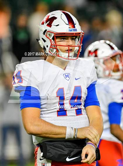 Thumbnail 2 in Midway vs. Carroll (UIL 6A D2 Quarterfinal) photogallery.