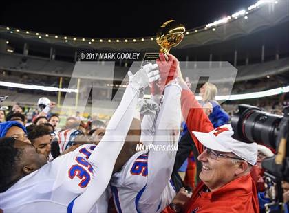 Thumbnail 3 in Midway vs. Carroll (UIL 6A D2 Quarterfinal) photogallery.