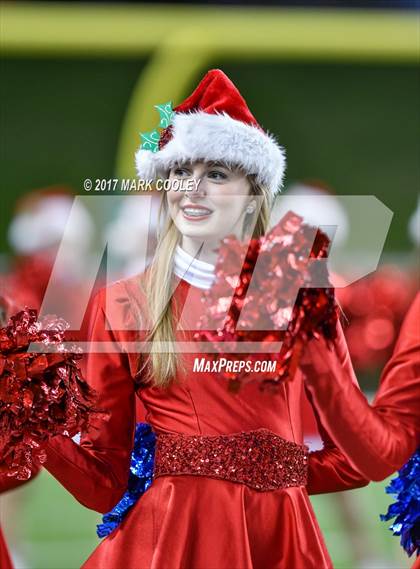 Thumbnail 2 in Midway vs. Carroll (UIL 6A D2 Quarterfinal) photogallery.