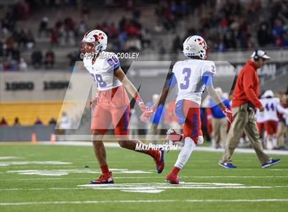 Thumbnail 2 in Midway vs. Carroll (UIL 6A D2 Quarterfinal) photogallery.