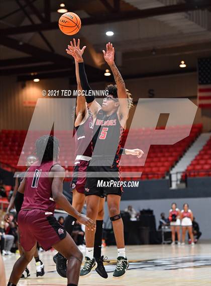 Thumbnail 2 in  Cardinal Ritter College Prep vs White Hall (King Cotton Classic) photogallery.