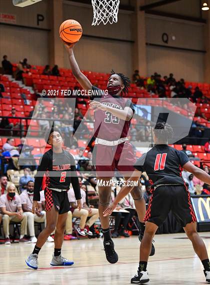 Thumbnail 3 in  Cardinal Ritter College Prep vs White Hall (King Cotton Classic) photogallery.