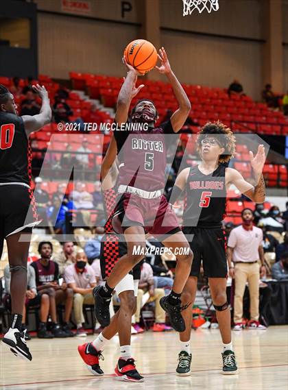 Thumbnail 1 in  Cardinal Ritter College Prep vs White Hall (King Cotton Classic) photogallery.