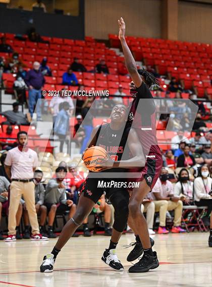 Thumbnail 1 in  Cardinal Ritter College Prep vs White Hall (King Cotton Classic) photogallery.
