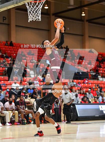 Thumbnail 3 in  Cardinal Ritter College Prep vs White Hall (King Cotton Classic) photogallery.