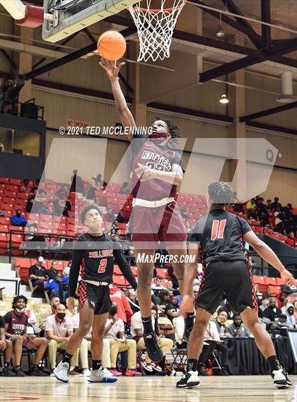 Thumbnail 1 in  Cardinal Ritter College Prep vs White Hall (King Cotton Classic) photogallery.