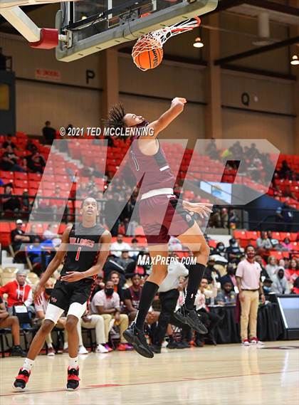 Thumbnail 1 in  Cardinal Ritter College Prep vs White Hall (King Cotton Classic) photogallery.