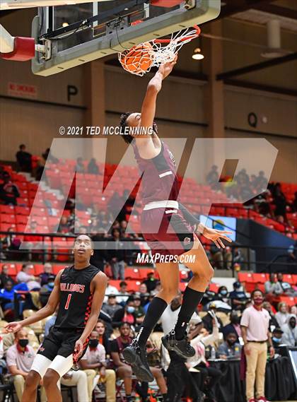 Thumbnail 3 in  Cardinal Ritter College Prep vs White Hall (King Cotton Classic) photogallery.
