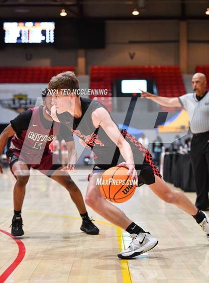 Thumbnail 2 in  Cardinal Ritter College Prep vs White Hall (King Cotton Classic) photogallery.