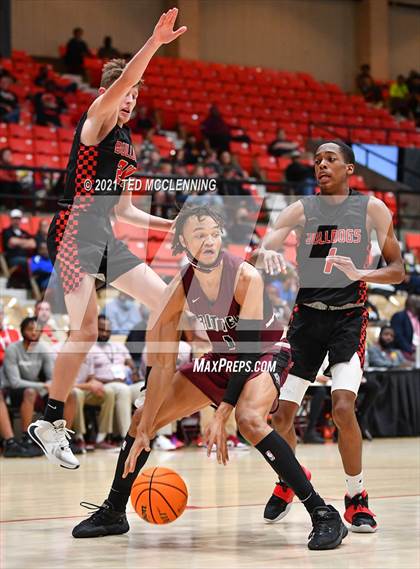 Thumbnail 2 in  Cardinal Ritter College Prep vs White Hall (King Cotton Classic) photogallery.
