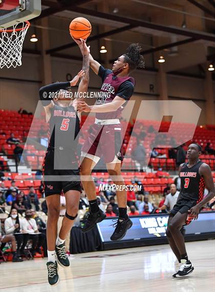Thumbnail 1 in  Cardinal Ritter College Prep vs White Hall (King Cotton Classic) photogallery.