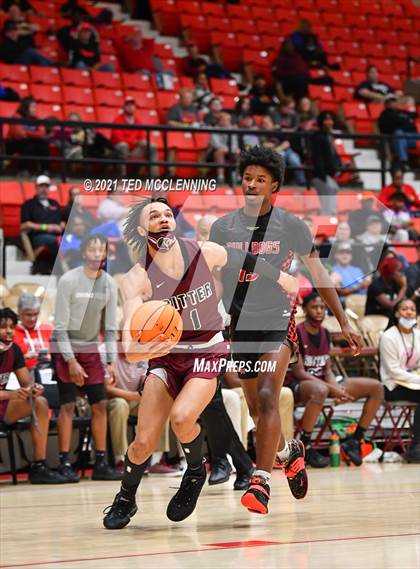 Thumbnail 1 in  Cardinal Ritter College Prep vs White Hall (King Cotton Classic) photogallery.