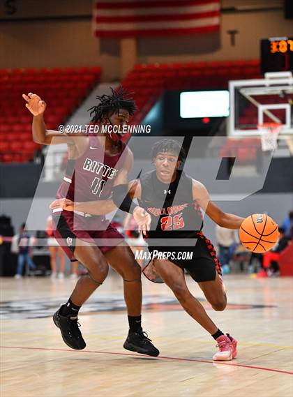 Thumbnail 2 in  Cardinal Ritter College Prep vs White Hall (King Cotton Classic) photogallery.