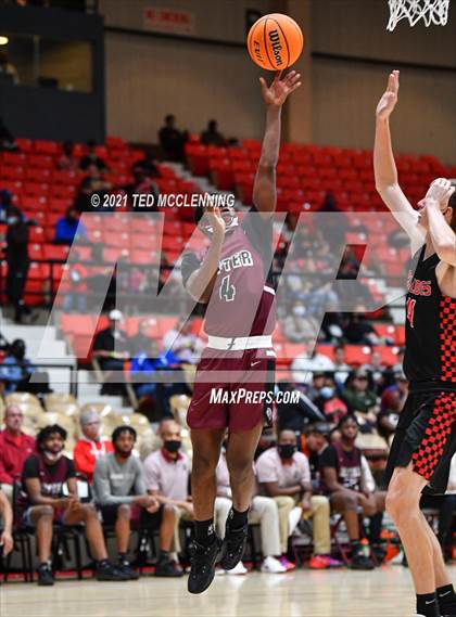 Thumbnail 1 in  Cardinal Ritter College Prep vs White Hall (King Cotton Classic) photogallery.