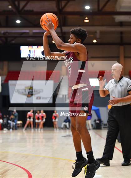 Thumbnail 2 in  Cardinal Ritter College Prep vs White Hall (King Cotton Classic) photogallery.
