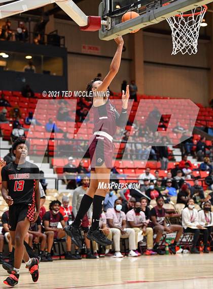 Thumbnail 2 in  Cardinal Ritter College Prep vs White Hall (King Cotton Classic) photogallery.