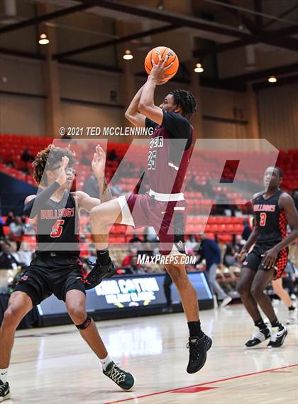 Thumbnail 2 in  Cardinal Ritter College Prep vs White Hall (King Cotton Classic) photogallery.