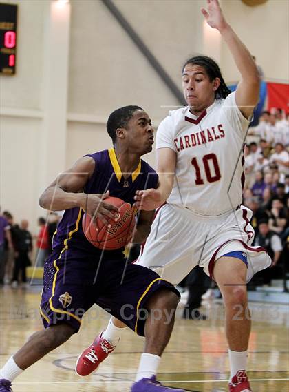 Thumbnail 2 in Archbishop Riordan vs. Cardinal Newman (CIF NorCal Regional D4 Final) photogallery.