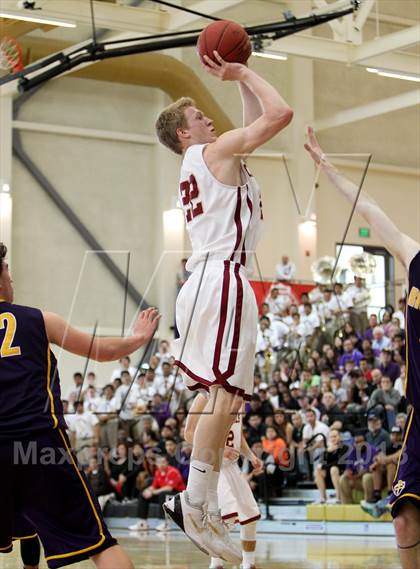 Thumbnail 1 in Archbishop Riordan vs. Cardinal Newman (CIF NorCal Regional D4 Final) photogallery.