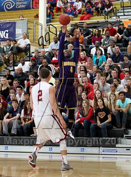 Thumbnail 1 in Archbishop Riordan vs. Cardinal Newman (CIF NorCal Regional D4 Final) photogallery.