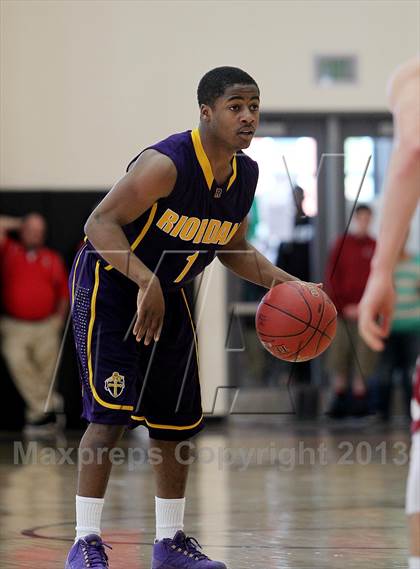 Thumbnail 2 in Archbishop Riordan vs. Cardinal Newman (CIF NorCal Regional D4 Final) photogallery.