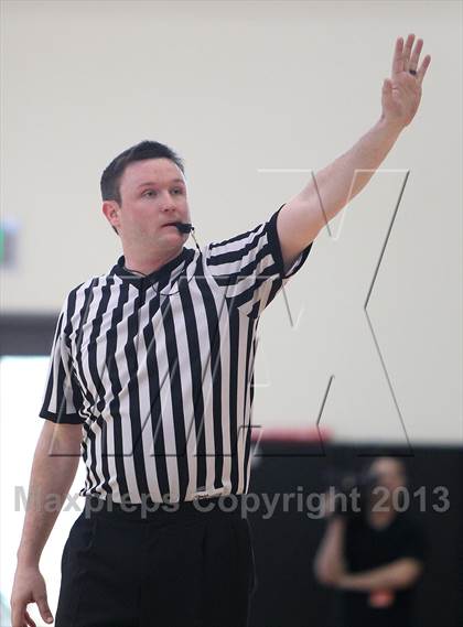 Thumbnail 1 in Archbishop Riordan vs. Cardinal Newman (CIF NorCal Regional D4 Final) photogallery.