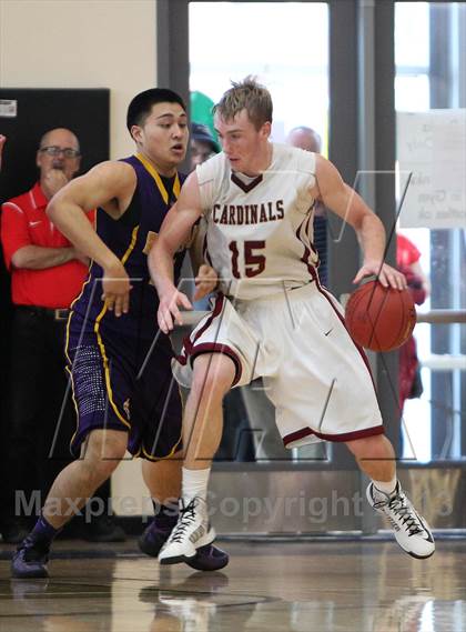 Thumbnail 2 in Archbishop Riordan vs. Cardinal Newman (CIF NorCal Regional D4 Final) photogallery.