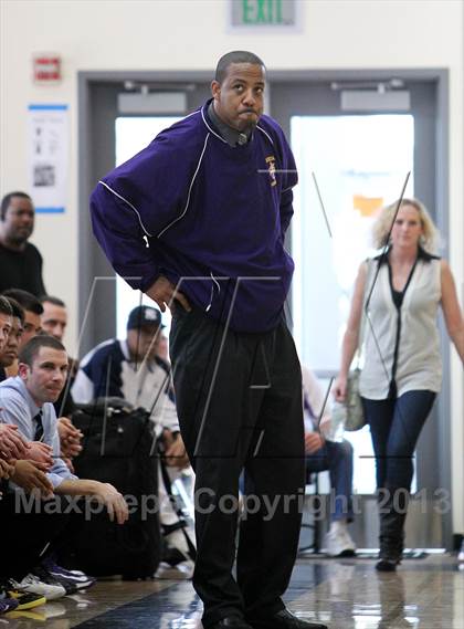 Thumbnail 1 in Archbishop Riordan vs. Cardinal Newman (CIF NorCal Regional D4 Final) photogallery.