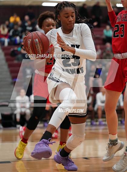 Thumbnail 3 in Hendrickson vs. Langham Creek (UIL 6A Regional Quarterfinal) photogallery.