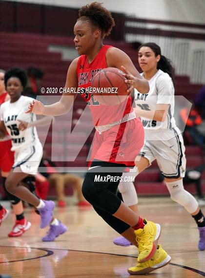 Thumbnail 1 in Hendrickson vs. Langham Creek (UIL 6A Regional Quarterfinal) photogallery.