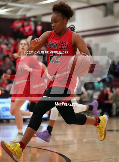 Thumbnail 1 in Hendrickson vs. Langham Creek (UIL 6A Regional Quarterfinal) photogallery.