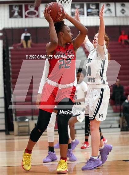 Thumbnail 2 in Hendrickson vs. Langham Creek (UIL 6A Regional Quarterfinal) photogallery.