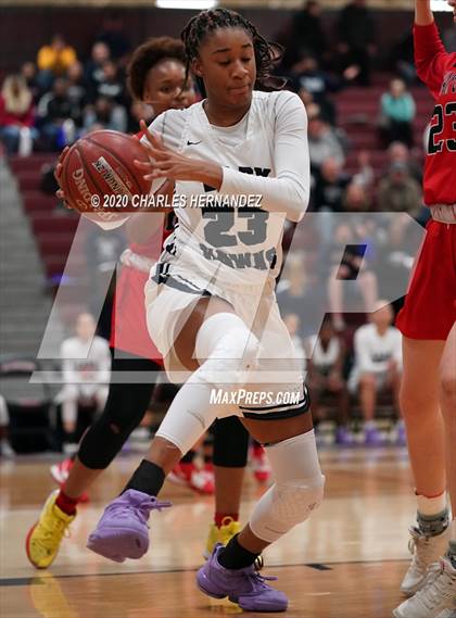 Thumbnail 2 in Hendrickson vs. Langham Creek (UIL 6A Regional Quarterfinal) photogallery.