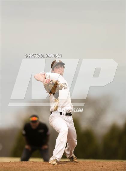 Thumbnail 1 in Killingly @ Stonington photogallery.