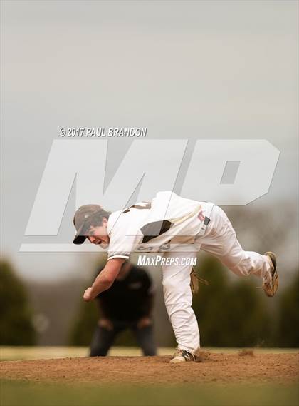 Thumbnail 3 in Killingly @ Stonington photogallery.