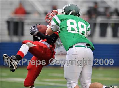 Thumbnail 1 in Amityville Memorial vs. Seaford (Long Island Class 4 Final) photogallery.