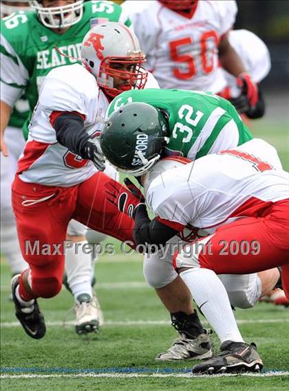 Thumbnail 2 in Amityville Memorial vs. Seaford (Long Island Class 4 Final) photogallery.