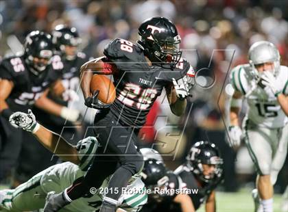 Thumbnail 2 in Trinity vs. De La Salle photogallery.